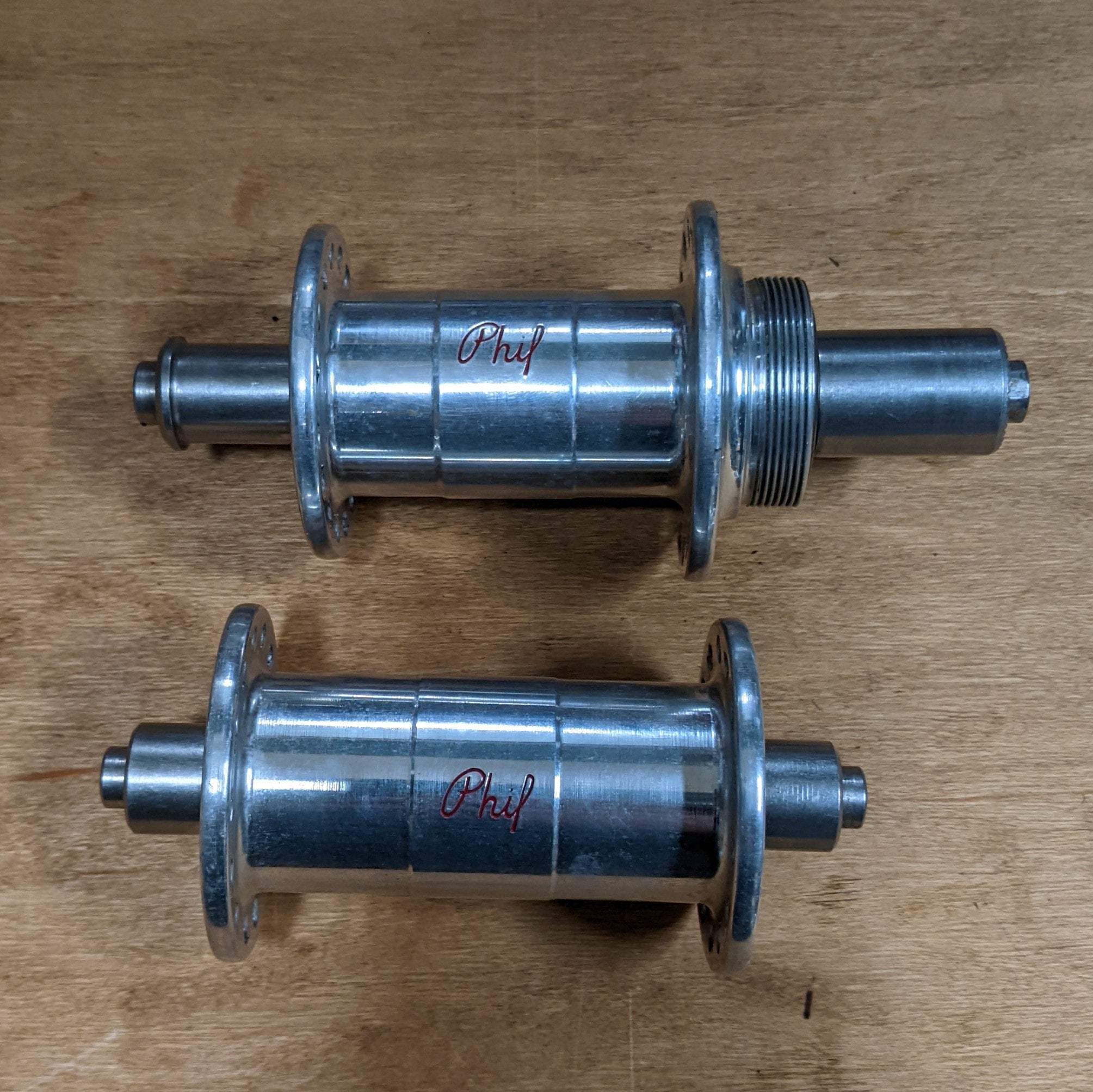 売れ筋介護用品も！ Set Hub Road Wood Phil | Cyclery Dog Salty 27インチ、700C